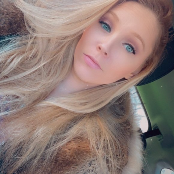 devinbarbiee